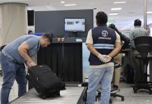 Ecuador intensifica controles en los aeropuertos por peste porcina en Europa