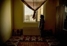 En Afganistán mujeres y niños pueden ser golpeados y solo se sanciona con 15 días de cárcel