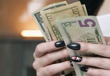 Crédito Emprende Violeta baja el interés a 9.8% y NO se necesita firma del cónyuge