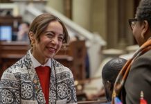 Ecuatoriana gana elecciones y se une a la Asamblea Estatal de Nueva York