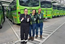 En una operadora de transporte más de 250 mujeres conducen buses