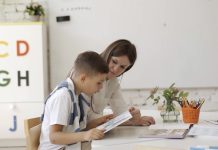 Sueldo de hasta $70.000 anuales por ser docente en Estados Unidos