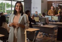Embajada Británica en Ecuador abre vacantes en Quito Fachada de la Embajada Británica en Quito durante convocatoria laboral 2026 para cargos de seguridad, finanzas y financiamiento climático