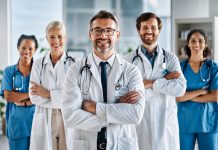 Vacantes para Médicos en el IESS: Requisitos y Postulación IESS abre vacantes para médicos generales en 15 provincias de Ecuador